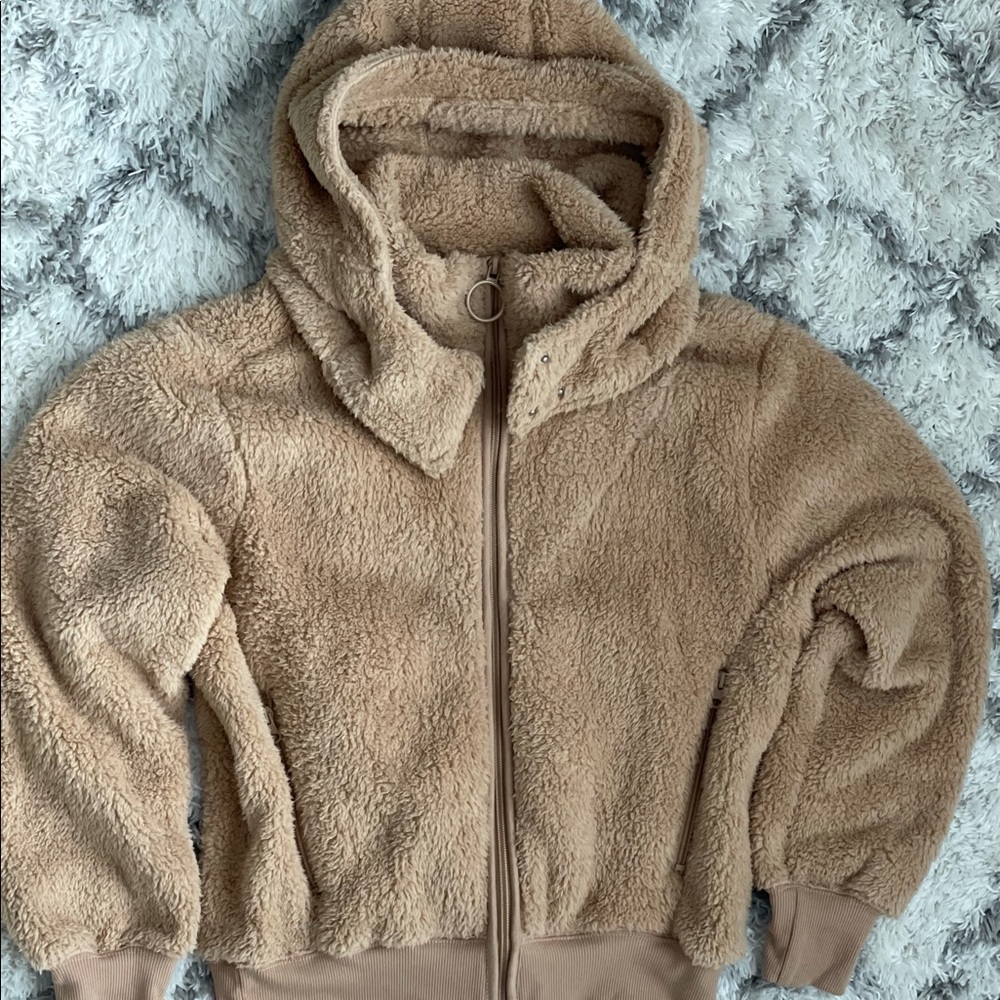 Super cute brown Sherpa bomber style jacket